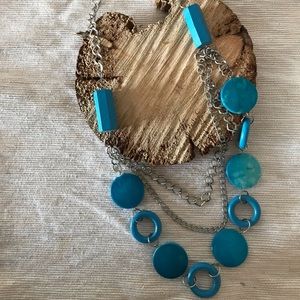 Sea blue and silver tone beaded necklace